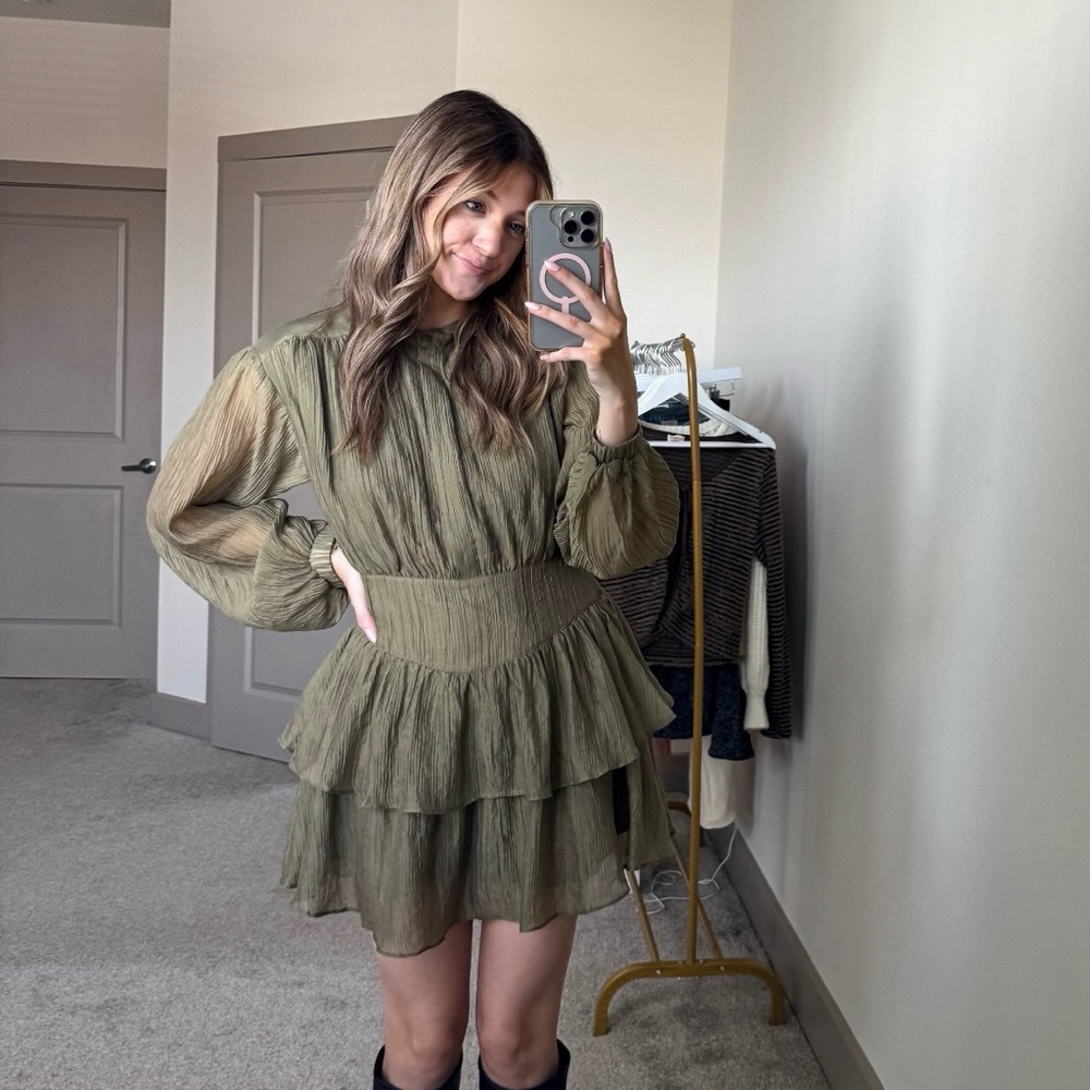 So Me Olive Long Sleeve Dress
